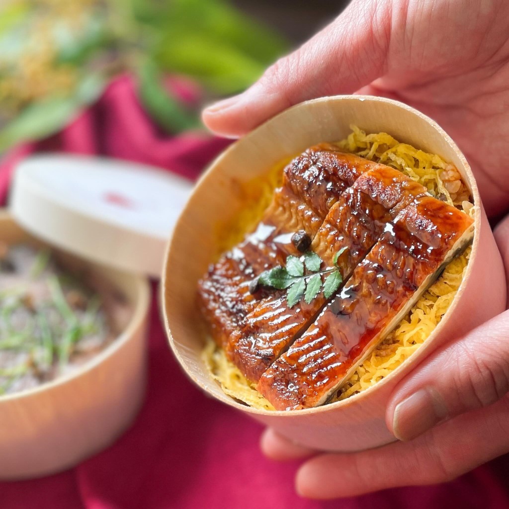 【産直商品】国産鰻と和牛のローストビーフのわっぱご飯（2種各2個）【送料込み/北海道送料別途/沖縄・離島への発送不可】【オンライン限定】