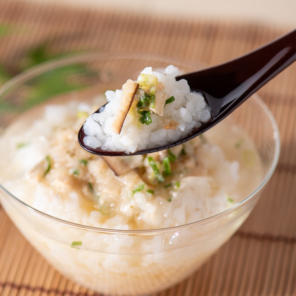 冷やしだし茶漬け鶏飯風